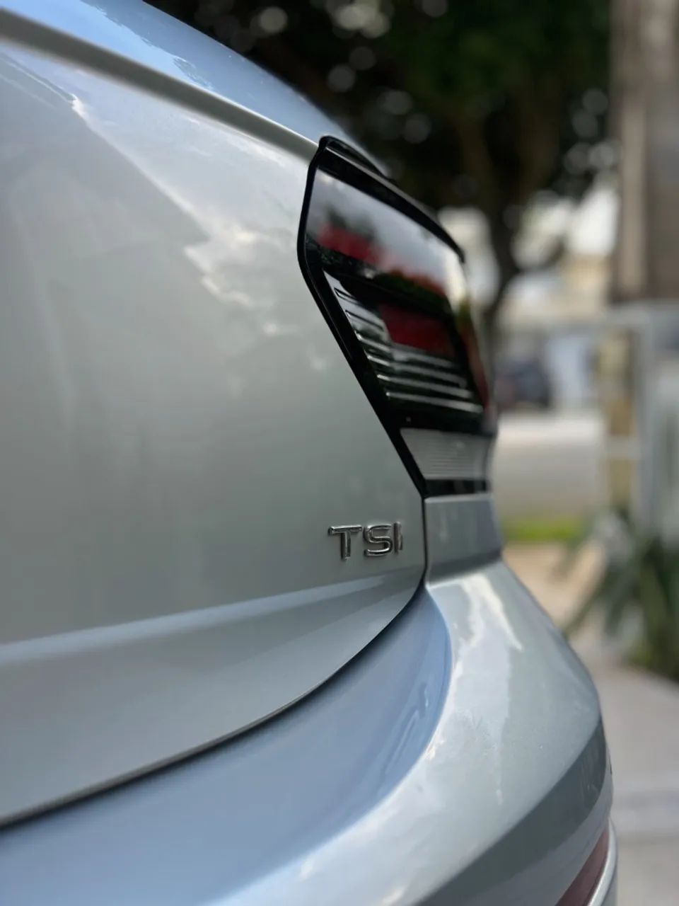 Volkswagen Polo TSI 1.0 Turbo Comfortline 2023/2023 - R$ 82.900 Apenas 24.000 km - Foto 2