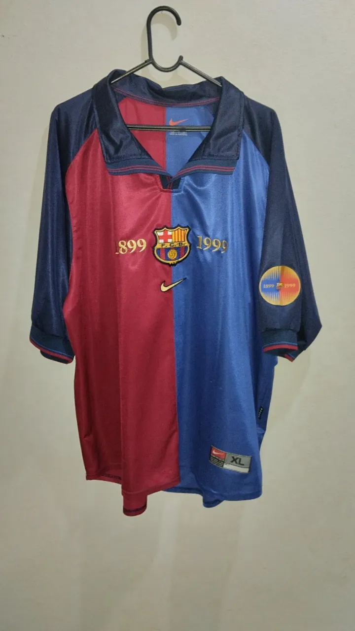 Camisa centenário Barcelona 1998/1999 Nike Kluivert Rivaldo Messi