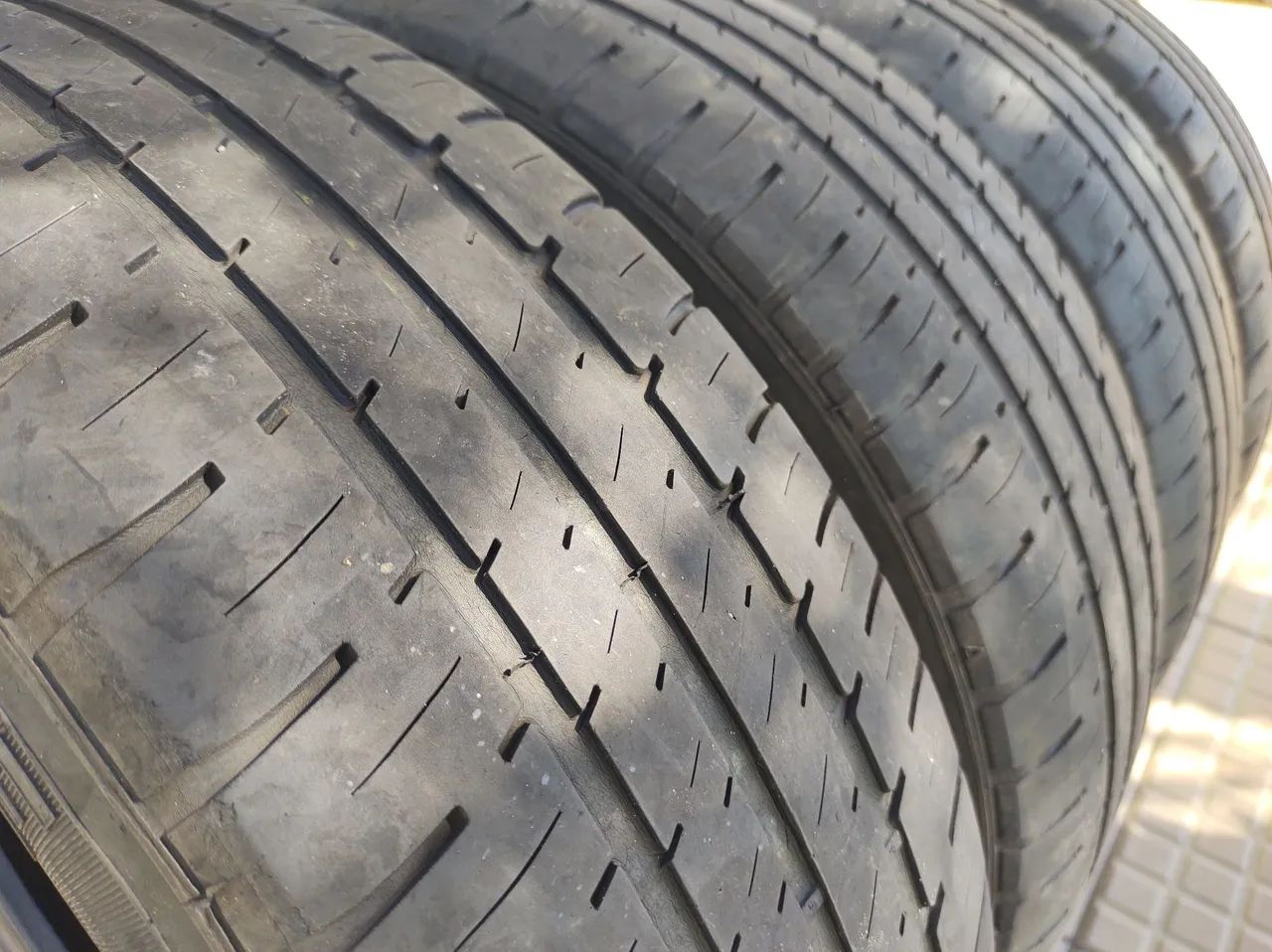 Pneus  175 / 65 / 14  Goodyear Assurance  - Foto 2
