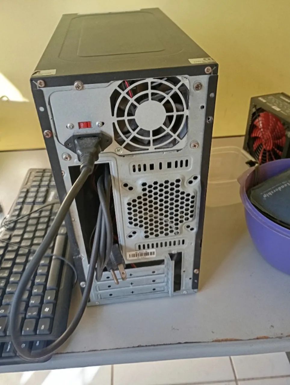gabinete com fonte e cooler para montagem de computador - Foto 2