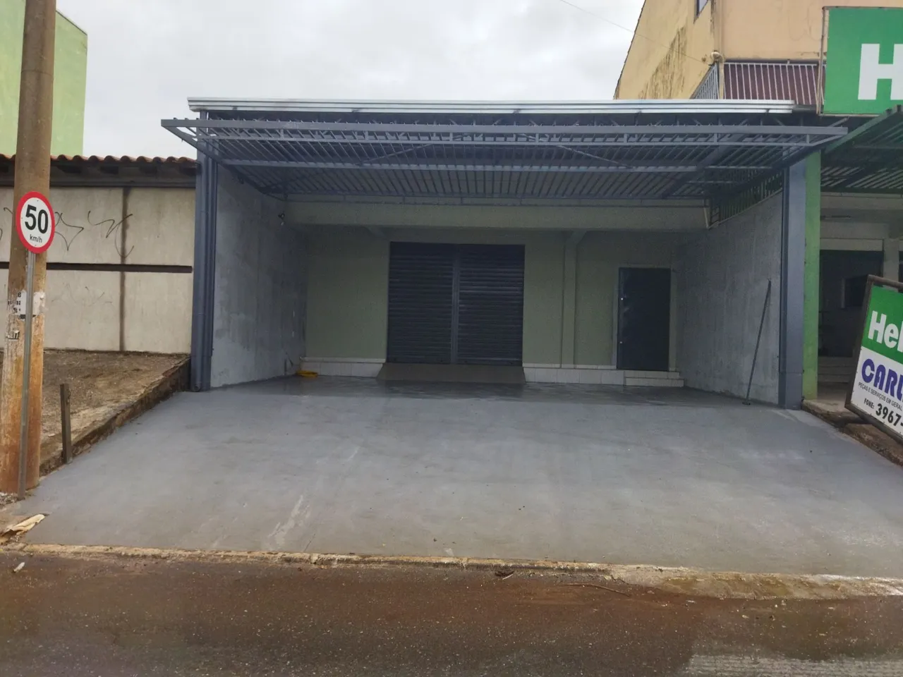 Loja em ótimo ponto comercial