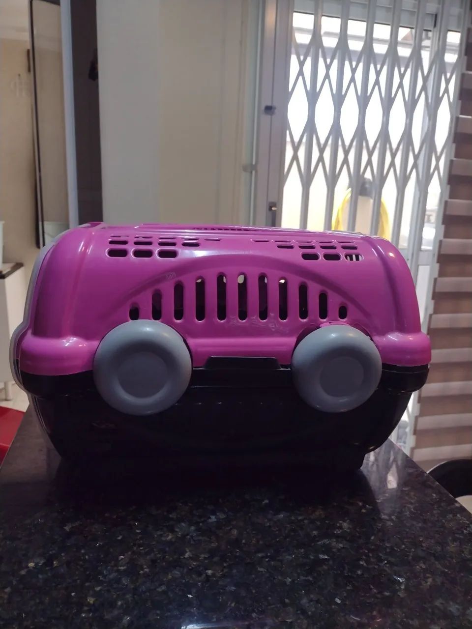 Caixa transporte pet 28 alt x 30 larg - Foto 2