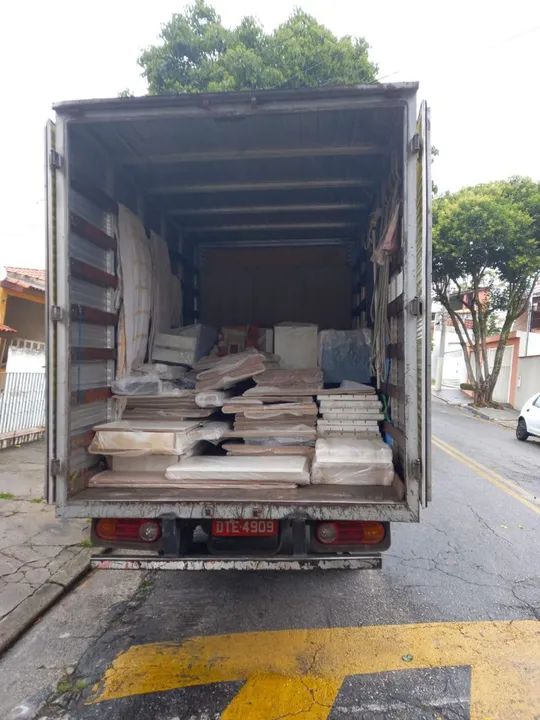Carreto/mudanças/montador de móveis - Foto 2
