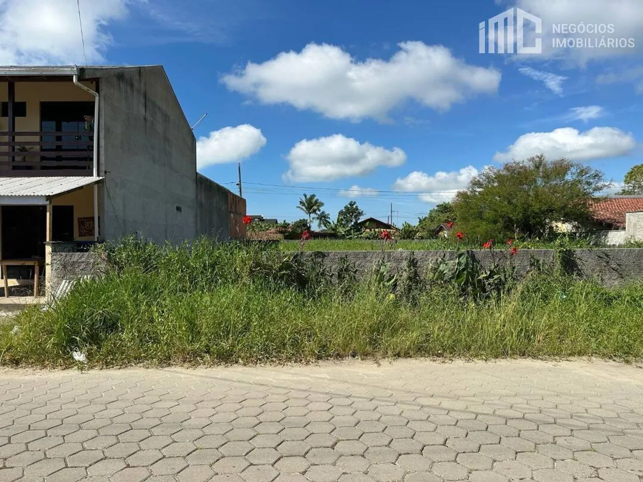 Terreno pronto para construir - 700m da lagoa l Costeira - BBS