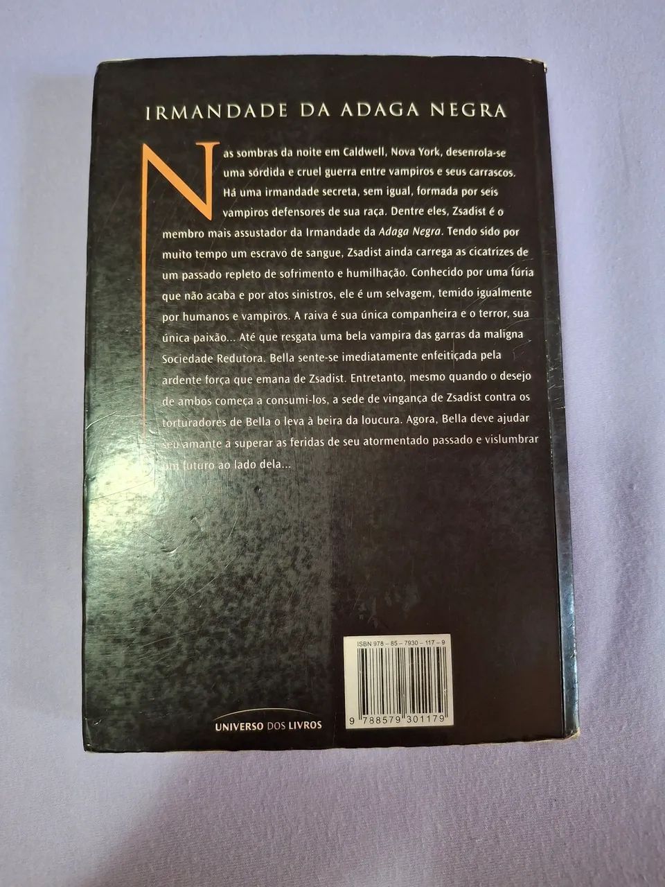 Livro IAN Amante Desperto - J.R. Ward - Foto 2