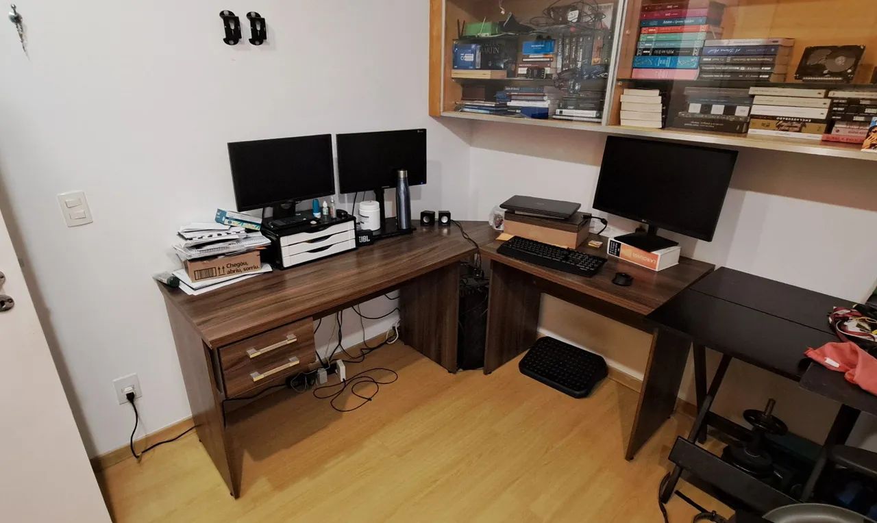 Escrivaninha / Mesa em L