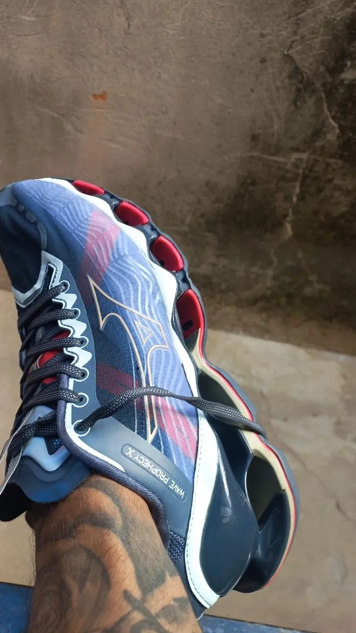Tênis Mizuno Wave Prophecy X