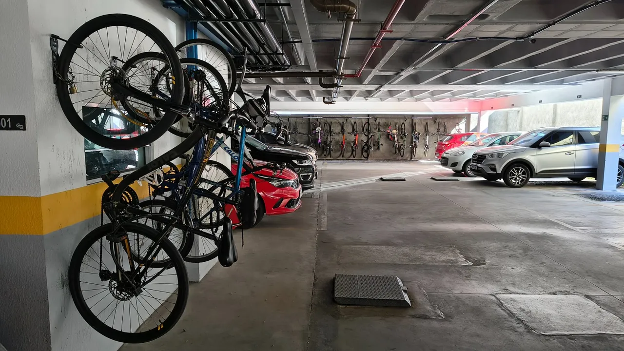 Apartamento bem localizado, próximo ao Mercado da Madalena, com excelente ventilação natur