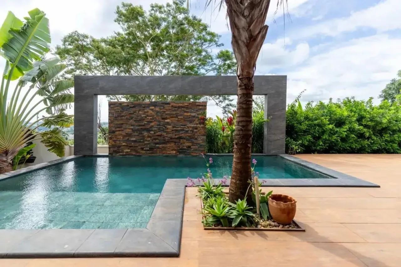 Sobrado de alto padrão em condomínio fechado com 331m², bairro Vila do Golf, Zona Sul de R - Foto 2