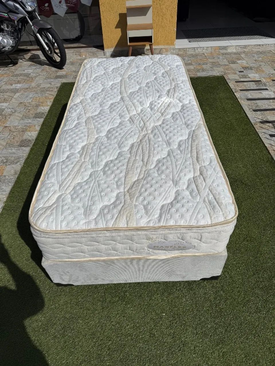 Colchão de Solteiro MAXFLEX SEMINOVO TOP - Entrego!  - Foto 4