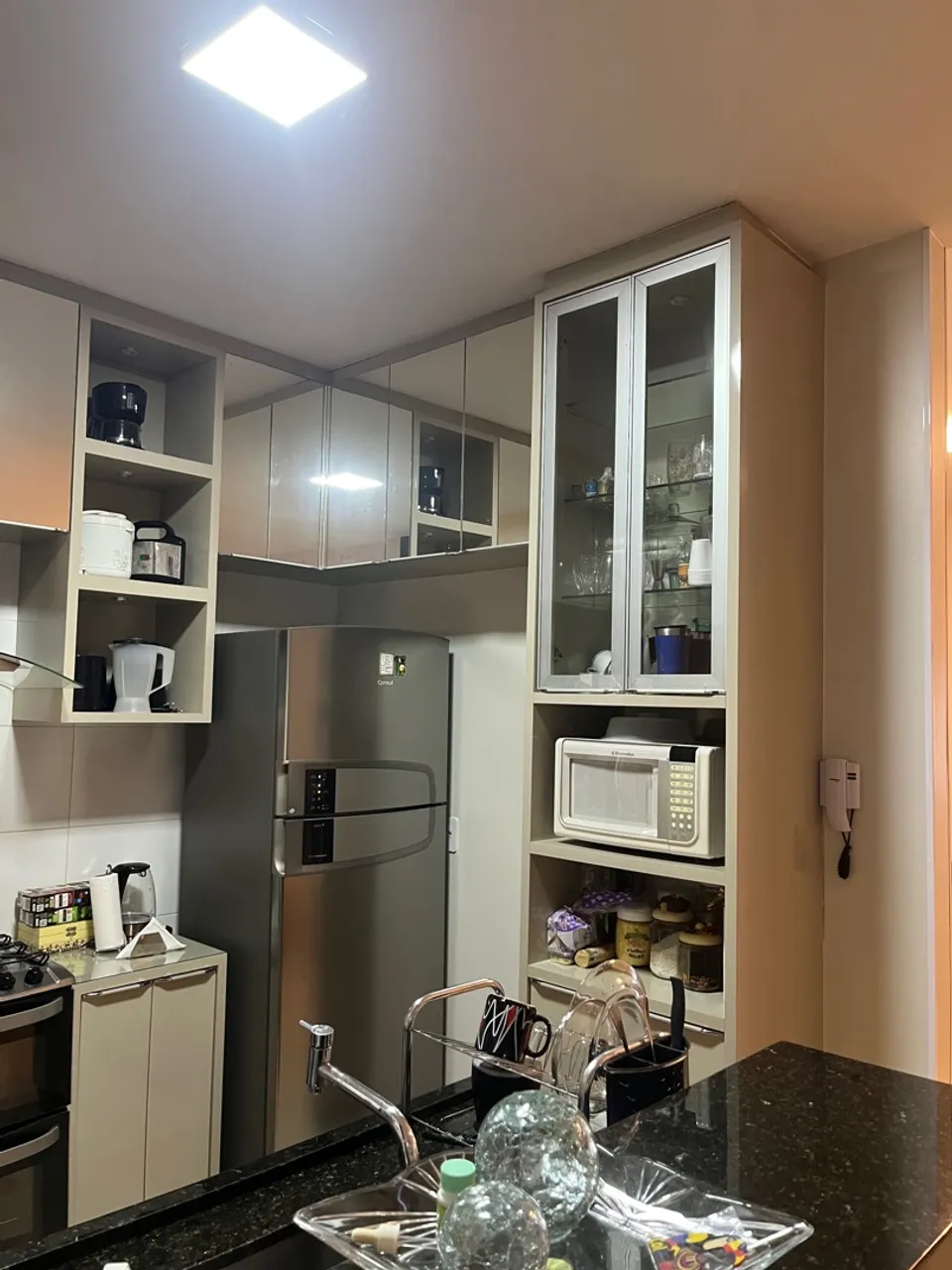 VENDO CASA SEMI MOBILIADA NO BERTAVILLE