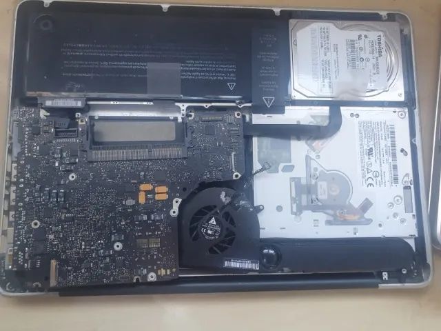 Macbook Pro Apple mod: A1278- Ligando - Revisar  - Foto 3