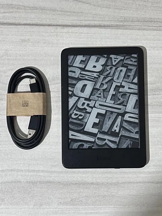 Novo Kindle 2024 - Leitor Digital de Livros