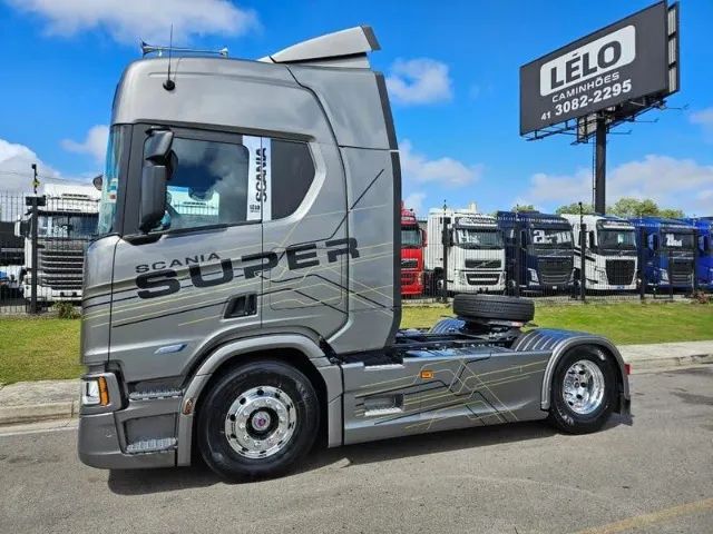 Scania R460 SUPER Ano 25 0km Tração 4x2 Farol de Teto Geladeira Ar Digital - Foto 5