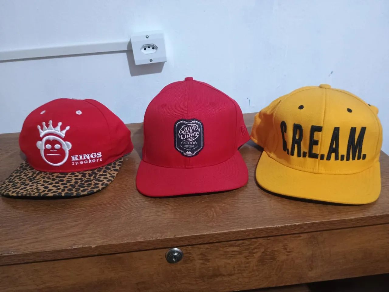 Bonés em promoção 