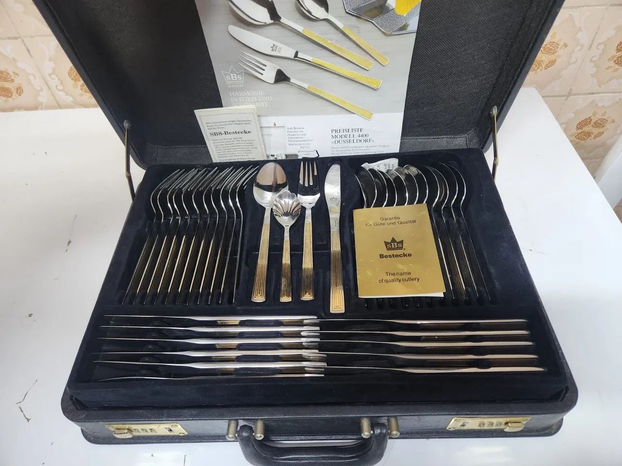 Jogo de Talheres alemão  SBS bestecke 4400 banhado a ouro 