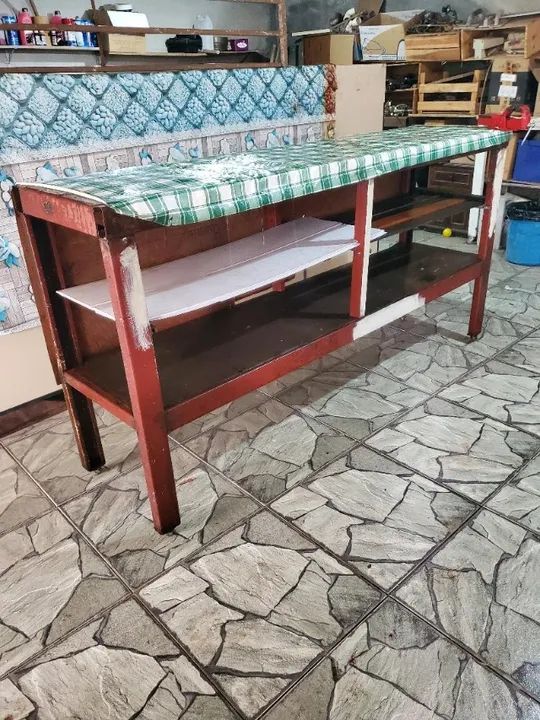 Profile bench with casters for various uses