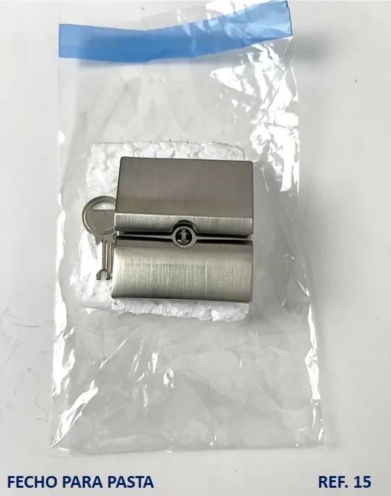 Fecho para pastas em metal, Brami