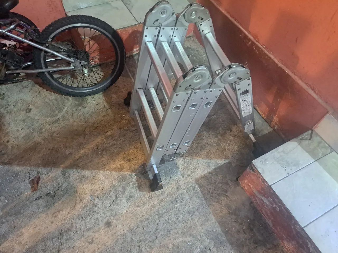 Escada Articulada Multifuncional - 4x4 - Foto 2