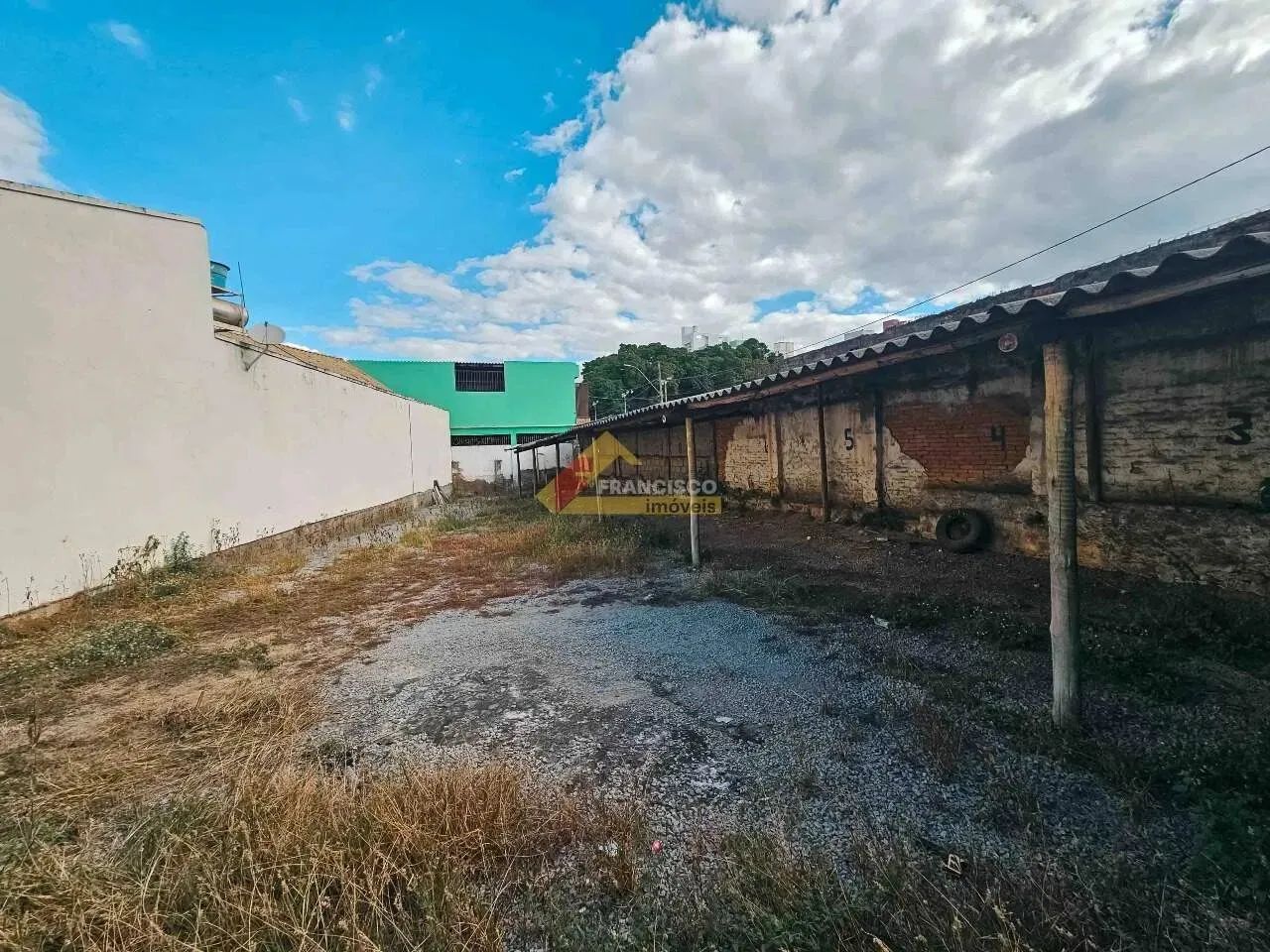 Lote para aluguel, Centro - Divinópolis/MG