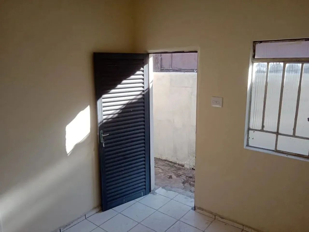 Casa 02 quartos com área externa Riacho