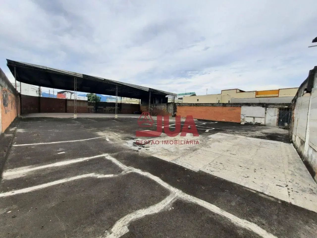 Espaço Amplo para Locação  Centro de Queimados - Foto 4