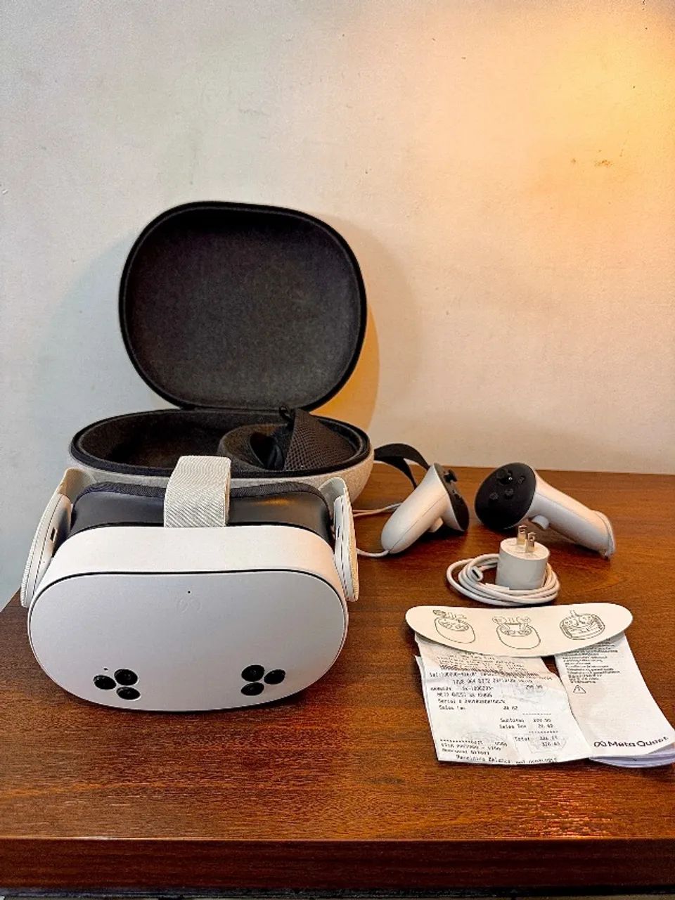 Meta Quest 3s + Case Original - Ainda na garantia.