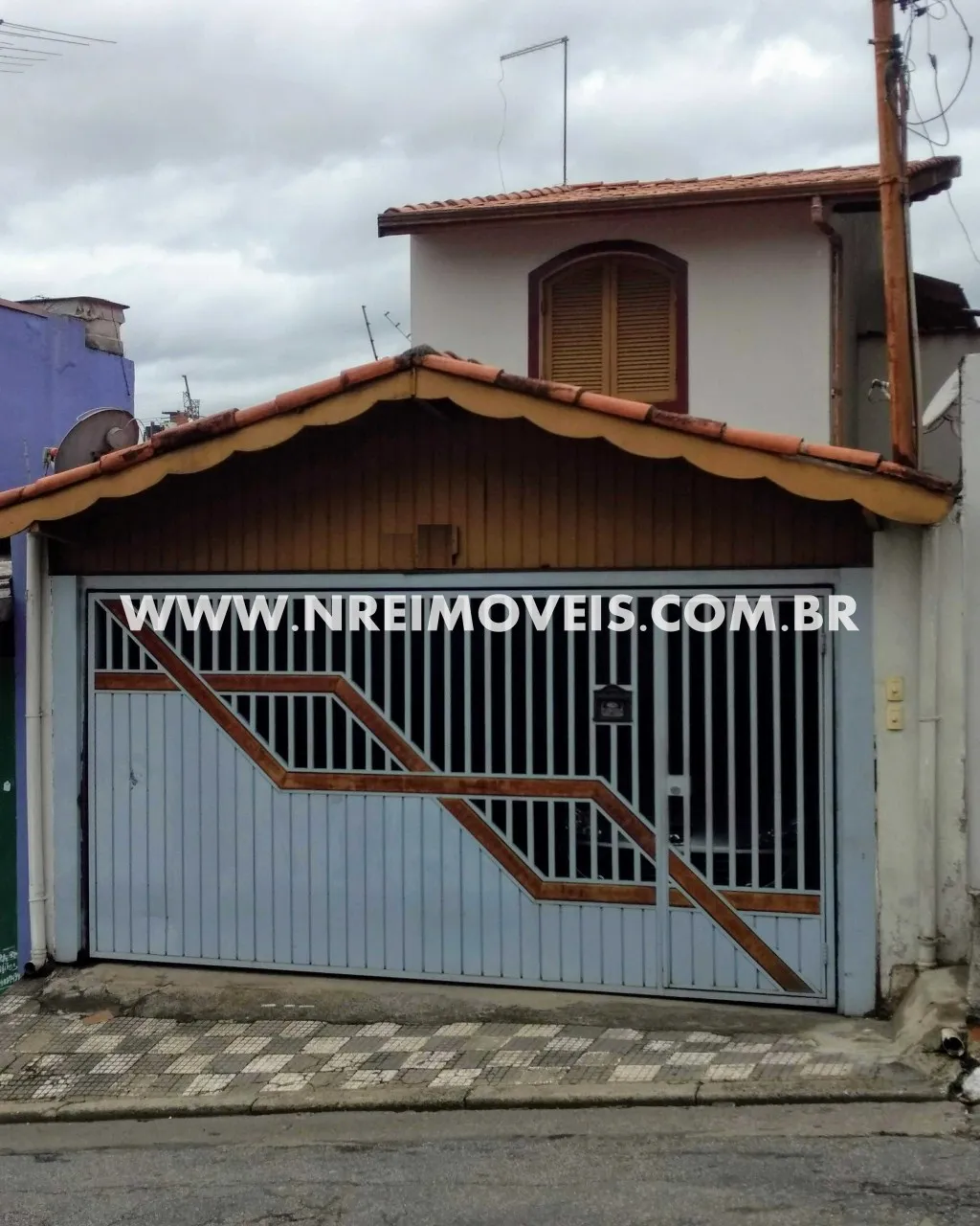 CASA/ SOBRADO DE RUA À VENDA VILA DAS BELEZAS