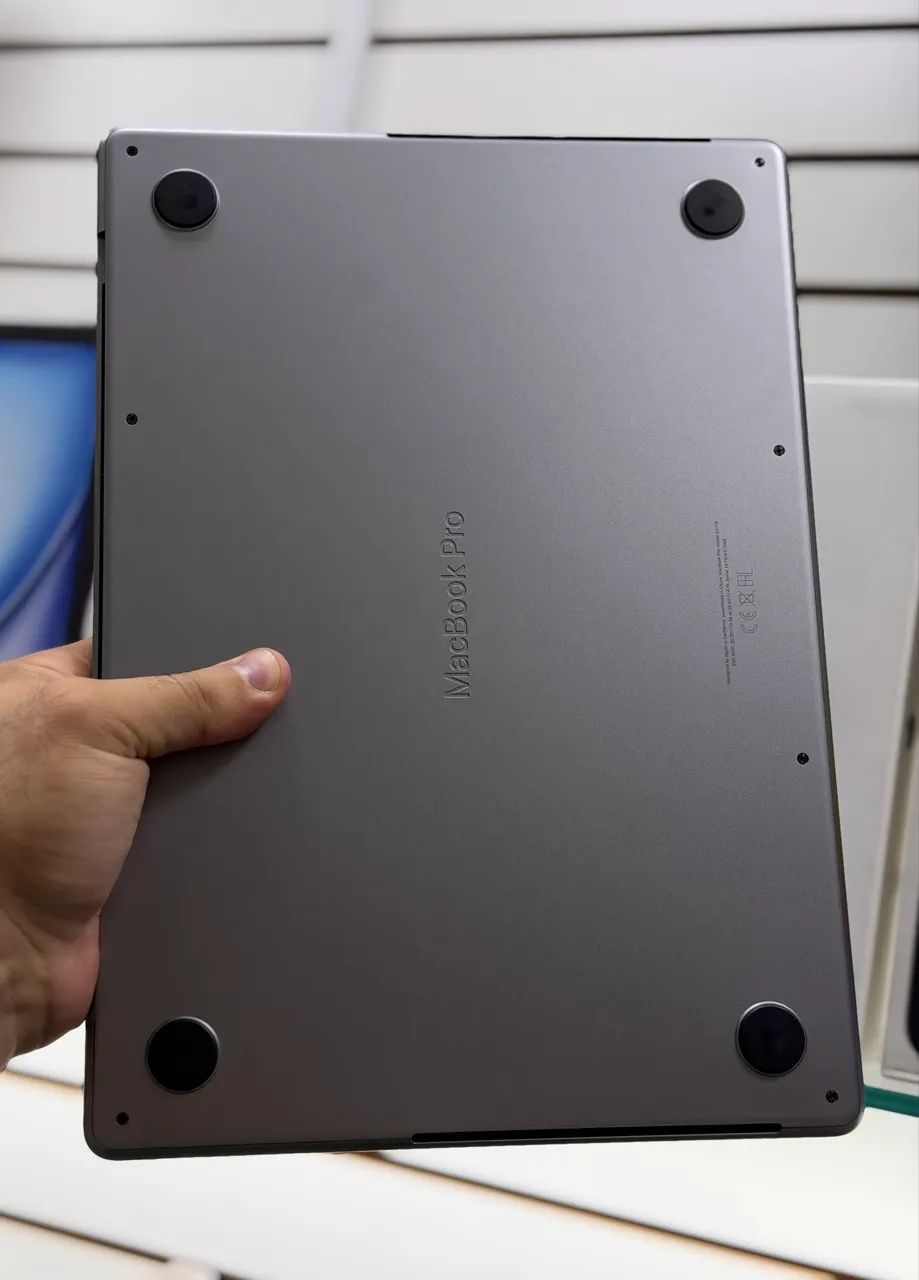 Macbook pro 14 polegadas chip m2 pro 16gb / 512gb LOJA FÍSICA sem