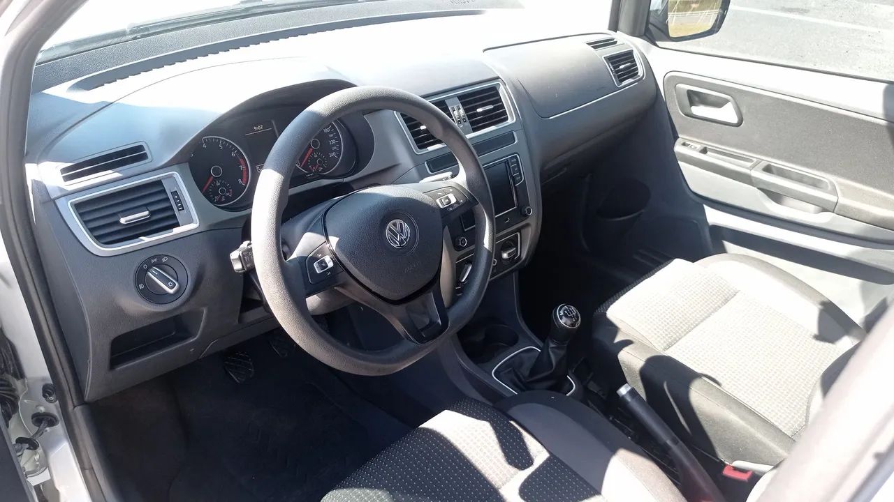 VW FOX CONNECT 1.6  - Foto 4