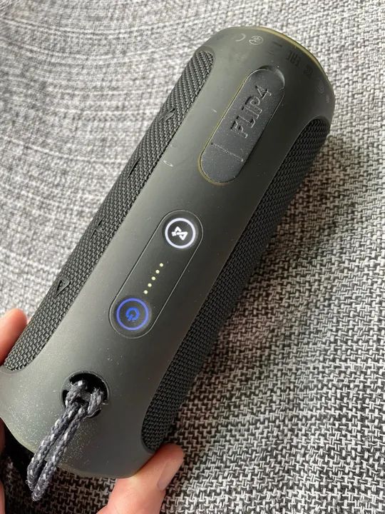 Caixa de Som JBL  Flip 4 - Bluetooth - Portátil - Impermeável - Foto 3