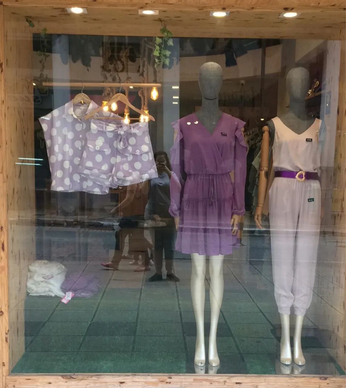 PAR DE Manequins para Vitrine de Loja de roupas!  - Foto 2