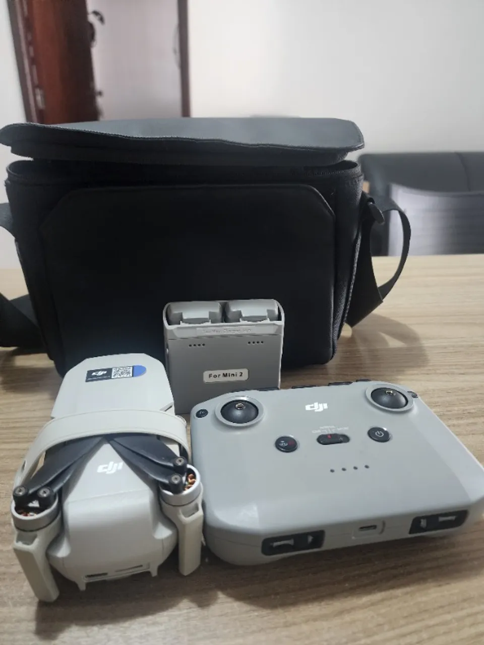 Drone Dji mini 2 4k (combo com Bolsa e 2 Baterias)