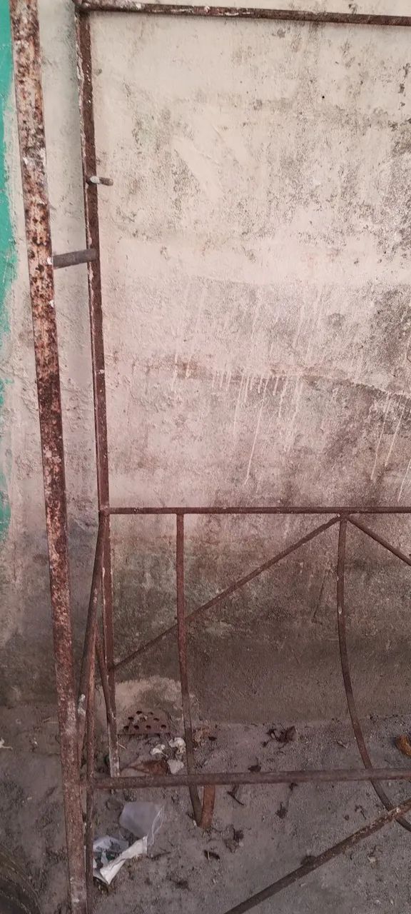 Churrasqueira de caletos ( só armação ) - Foto 3