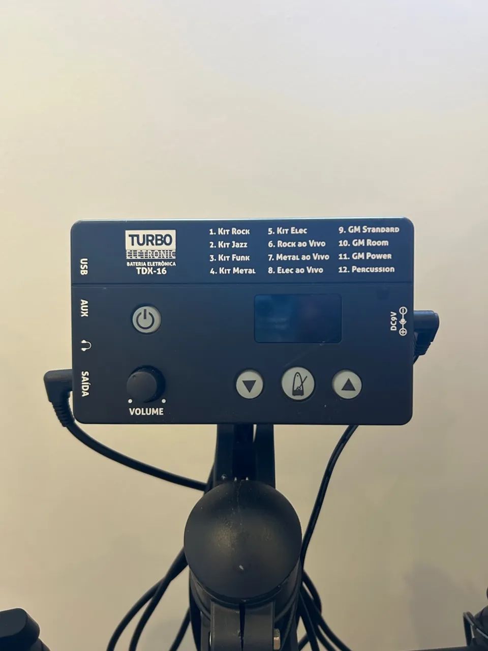Bateria Eletrônica com Pedal e banquinho - Foto 4