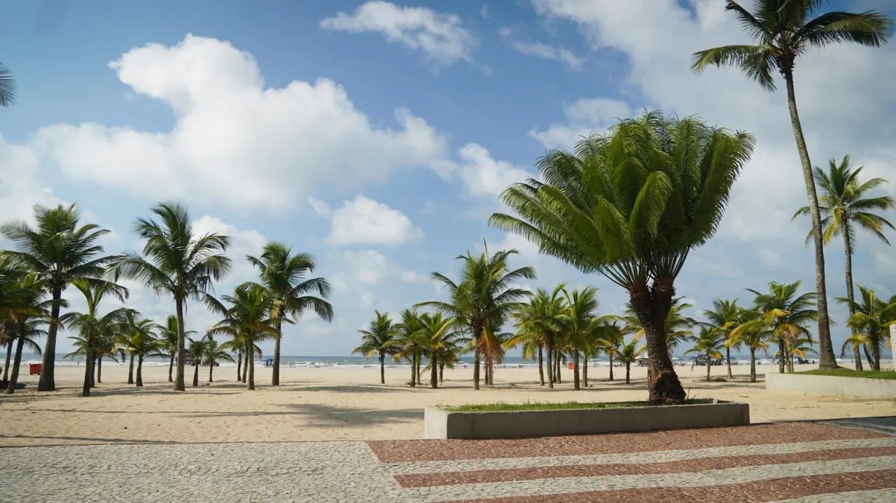 Apartamento na Praia Grande - Bairro Vila Guilhermina  - Foto 2