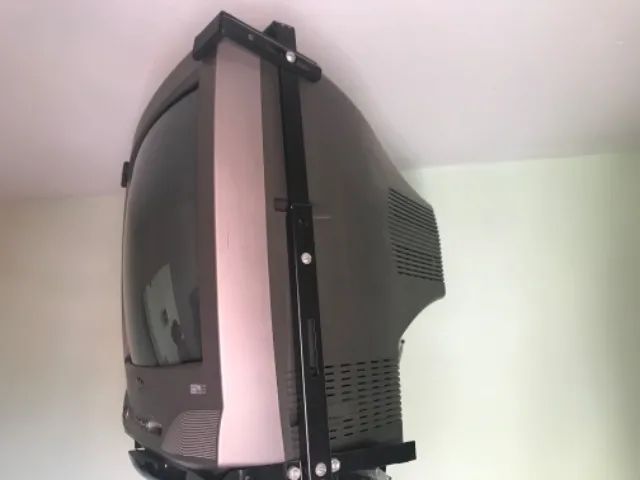 TV LG 20 polegadas (funcionando), com controle remoto, conversor digital e manual. - Foto 2