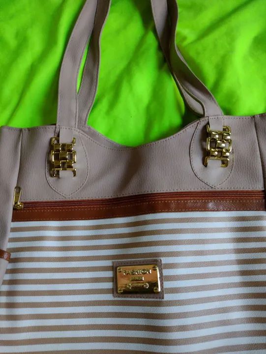 Bolsa de Ombro Listrada Bege -  - Foto 2