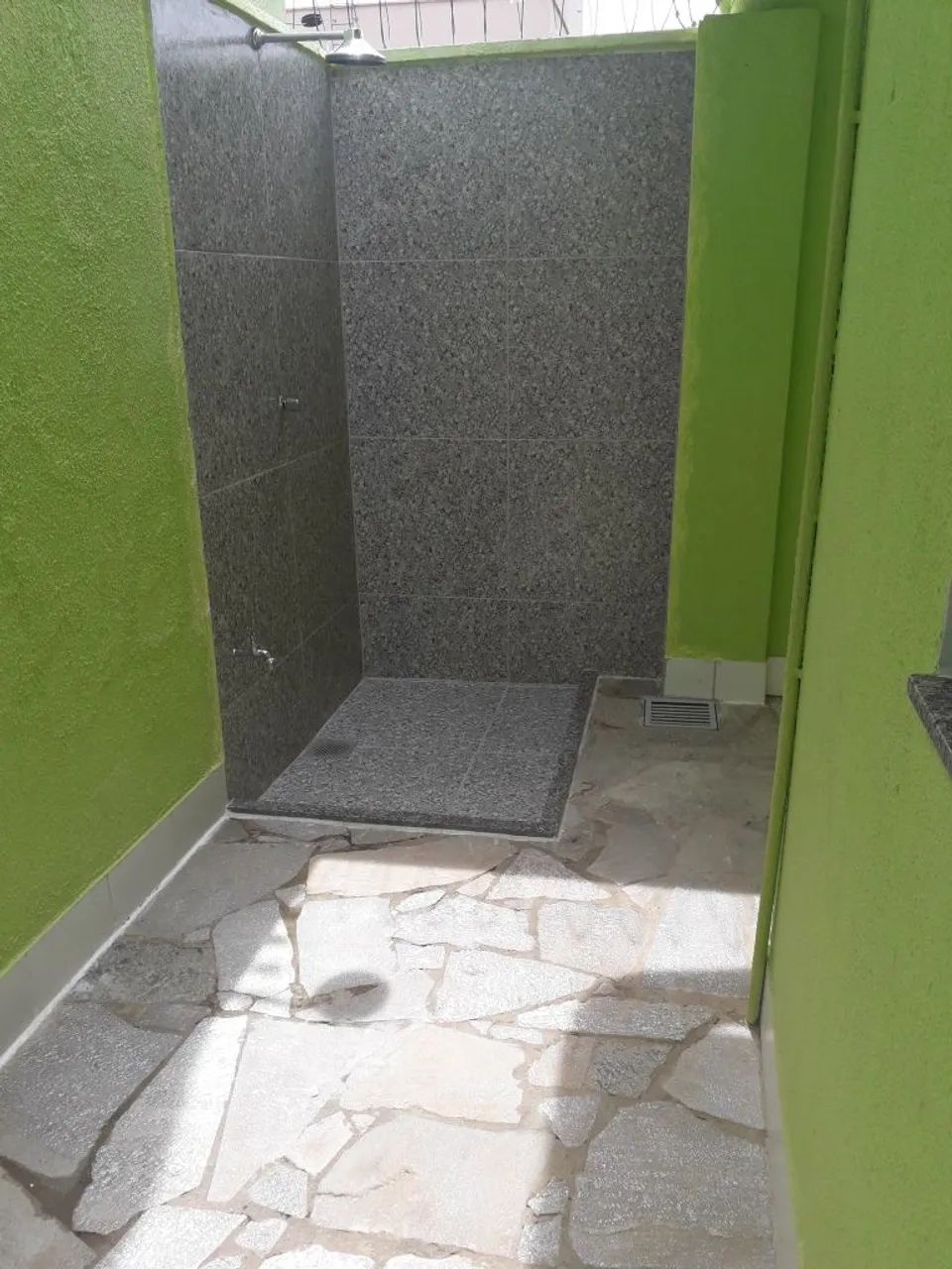 ALUGA APARTAMENTO COM 02 DORMITÓRIOS NA ARSE 62 - 606 SUL