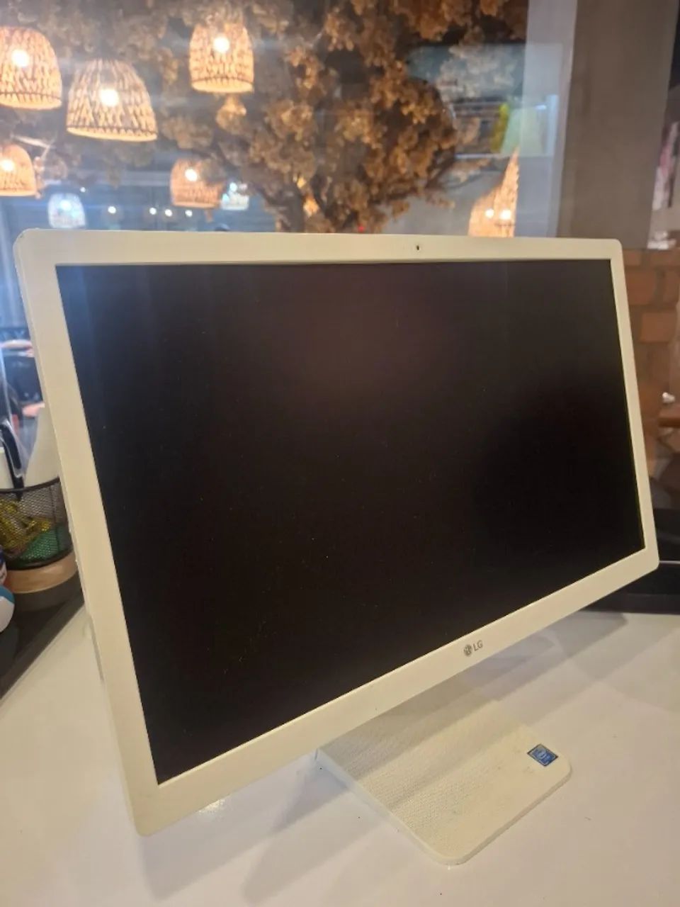 LG All in One Computer64319032894337120