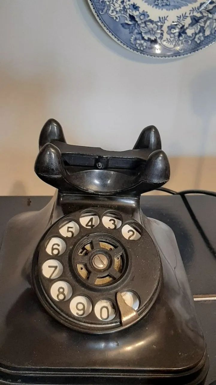Antigo aparelho telefone  - Foto 2