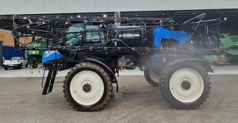 Pulverizador New Holland SP3500