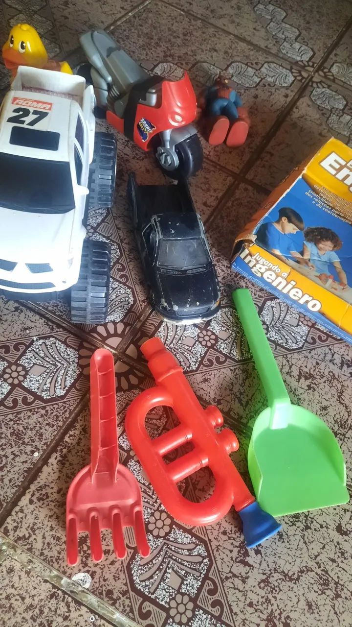 Lote de brinquedos  - Foto 3
