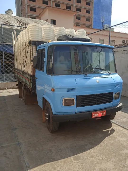Caminhão 3/4 608