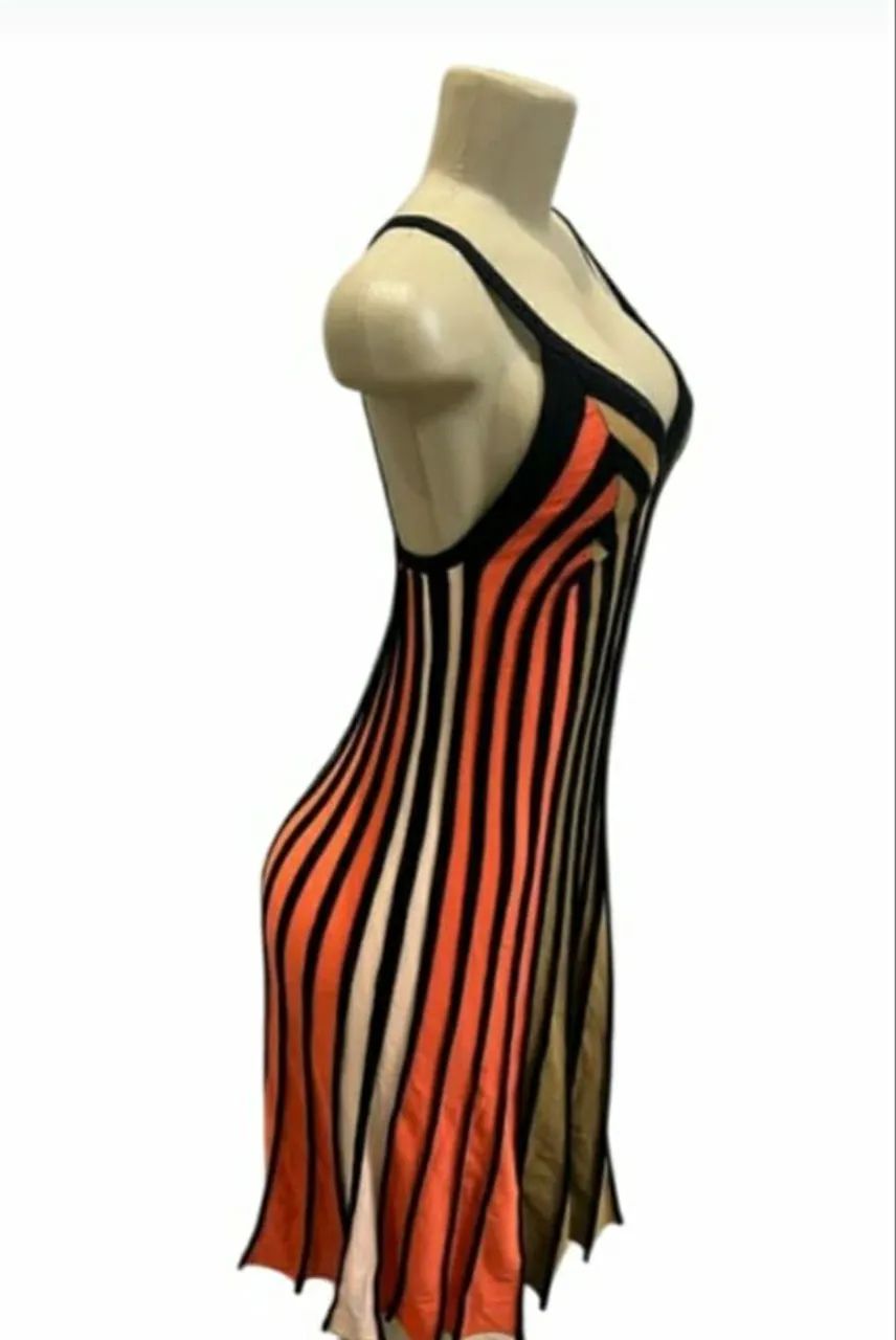 VESTIDO MIDI EVASÊ, DE TRICOT COM LUREX, MARCA ANIMALE.  - Foto 4