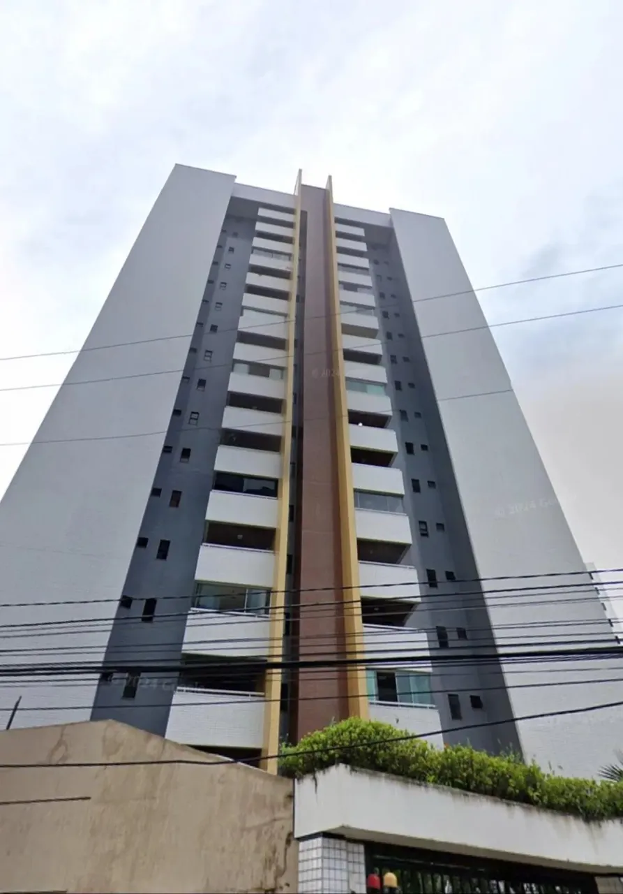 Imóvel para venda possui 127 metros quadrados com 3 quartos em Renascença - São Luís - MA