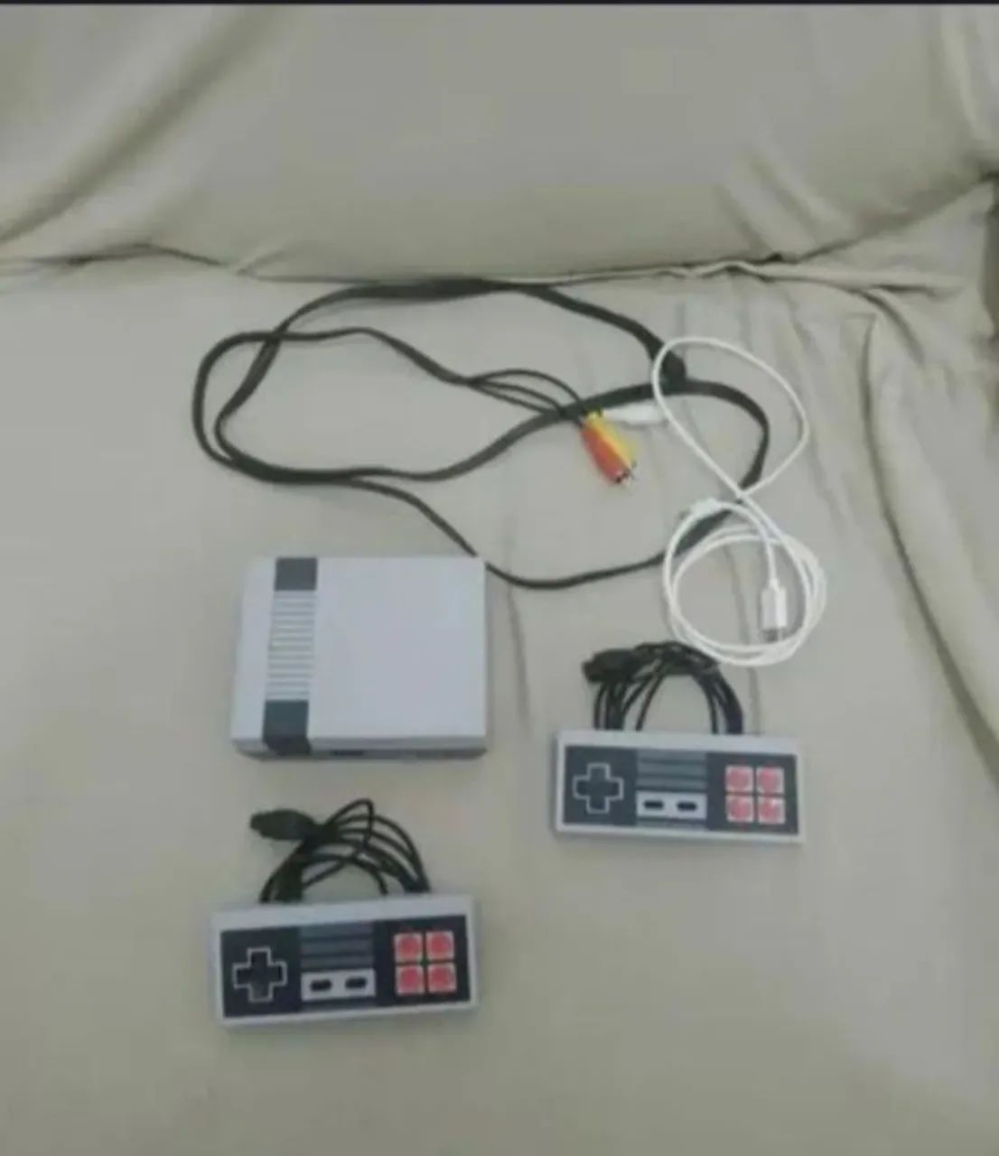 Retro video game! Includes 620 games!64310770714370123