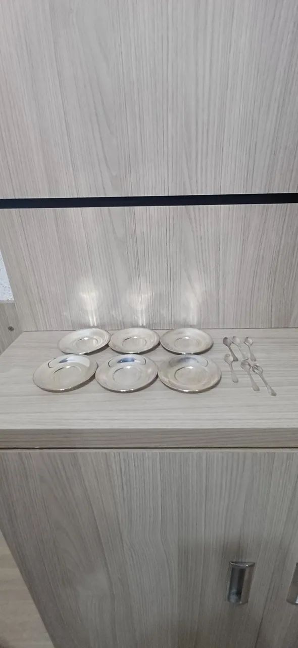 Antiguidade 6 Pires e colher de café. - Foto 4
