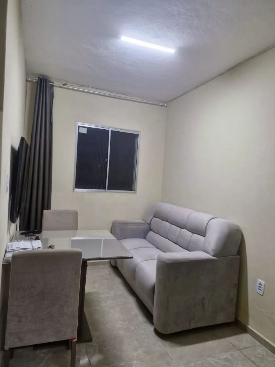 Cadeira higiênica, balança comercial ,cama casal, sofá 2/3 lugares, colchão de ar  - Foto 4