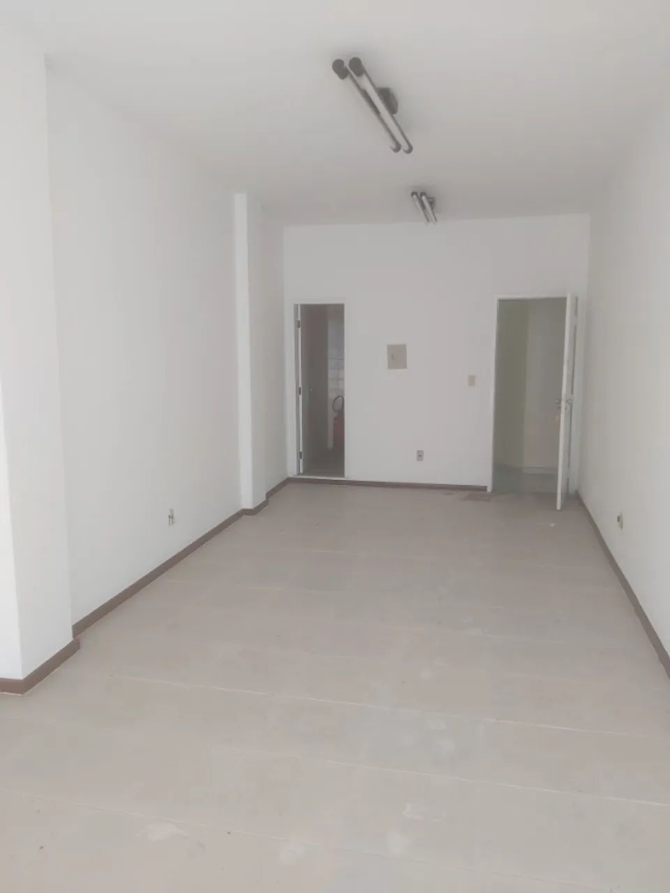 Sala comercial no Centro com 30 m2  para Locação . - Foto 12